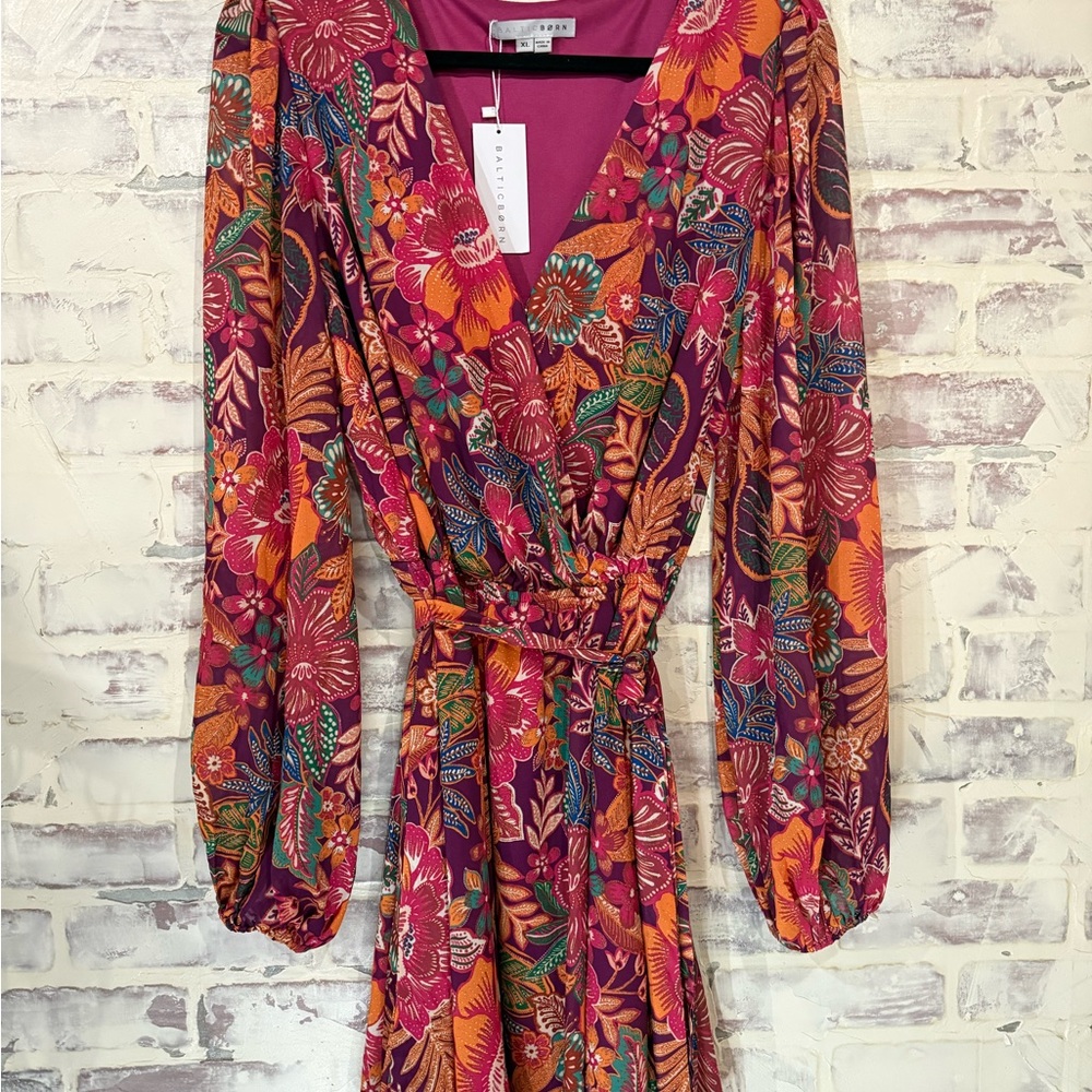 Floral V-Neck Long Sleeve Dress